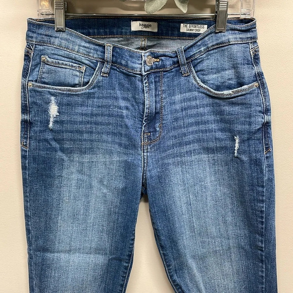 NWOT Kensie Jeans The Effortless Skinny Crop Distressed Denim Jeans 10/30 - Picture 2 of 16